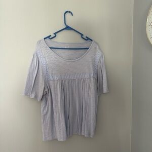 PRICE IS NEGOTIABLE💛 GAP - Women's Light Blue Top